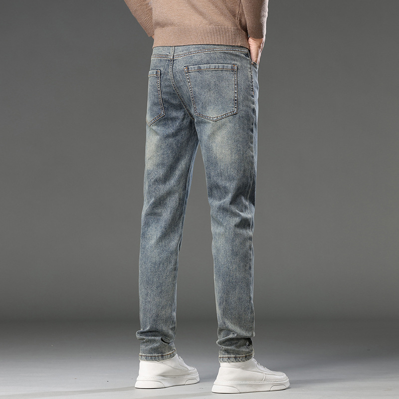 Guangzhou Xintang Pantalones vaqueros de los hombres de otoño e invierno nuevos Pantalones rectos regulares de los hombres jóvenes simples pantalones a juego