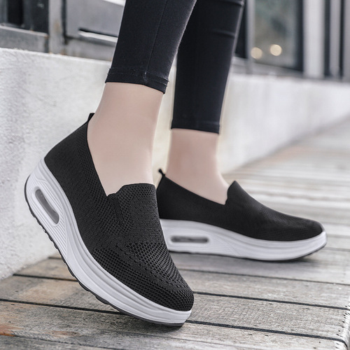 2025 women's wide-width shoes with thick cushioned insoles, casual mesh slip-on height-increasing walking shoes
