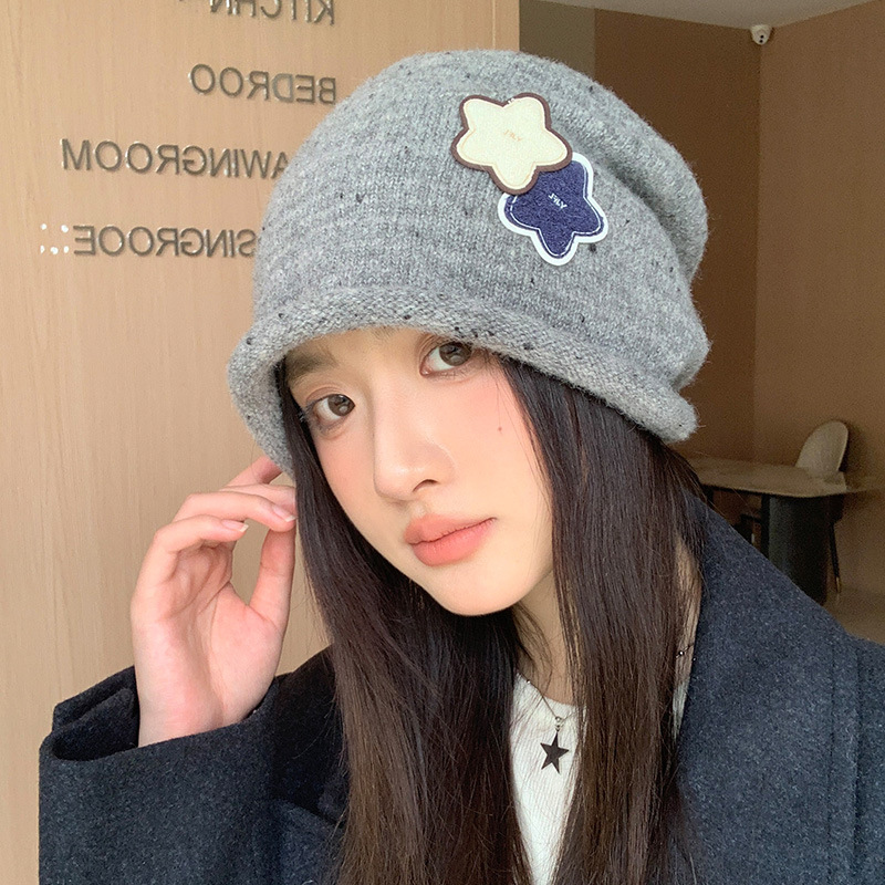 秋冬の新作スターパッチ暖かい帽子、女性用、韓国風多用途ベルベット防風パイル帽子、顔が見える小さなプルオーバー帽子|undefined