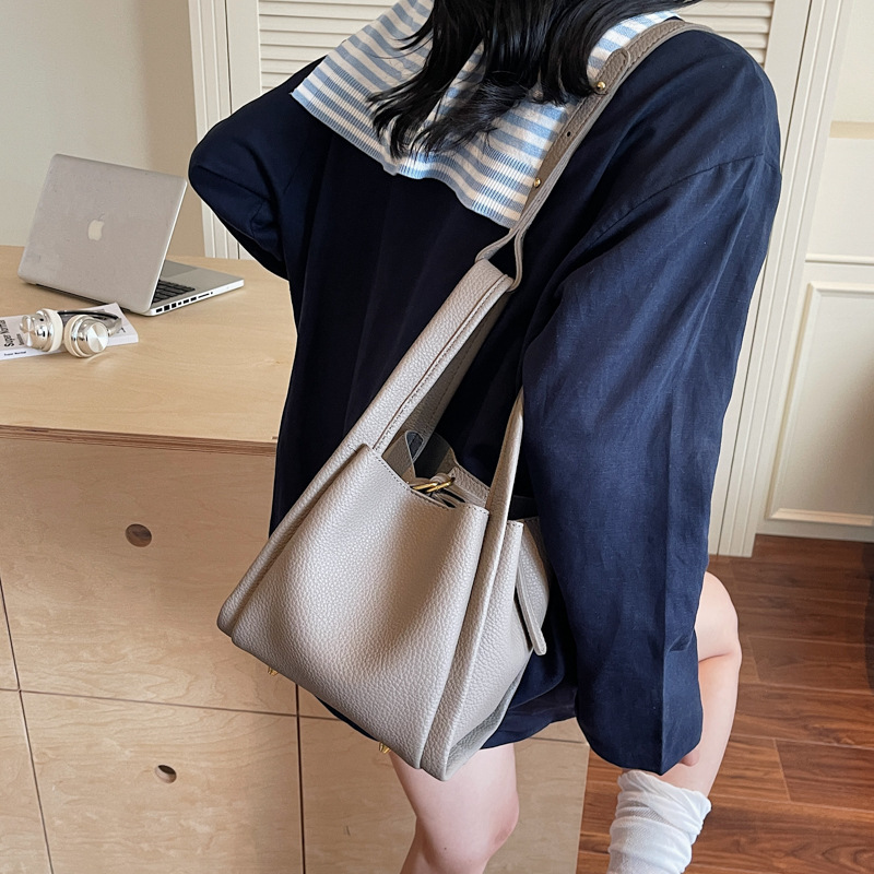 Bolso de moda coreano 2025 verano nuevo bolso femenino casual patrón de lichi bolso de hombro simple bandolera para niños y madres