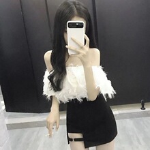 社会潮女裙套装 网红同款性感一字肩羽毛流苏上衣+圆环镂空半身裙