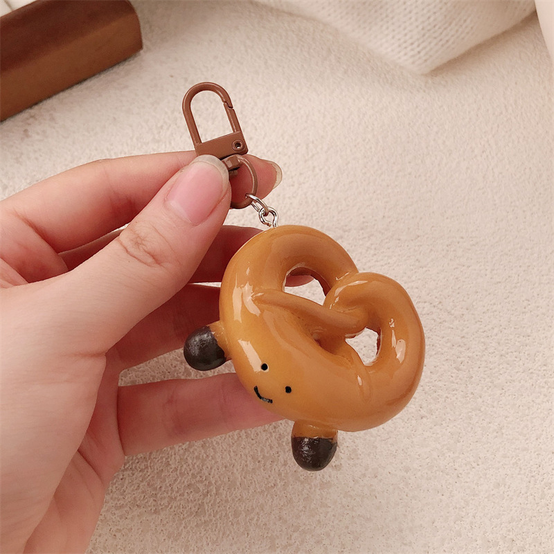 Colgante de oso de pan de agua alcalina G1046