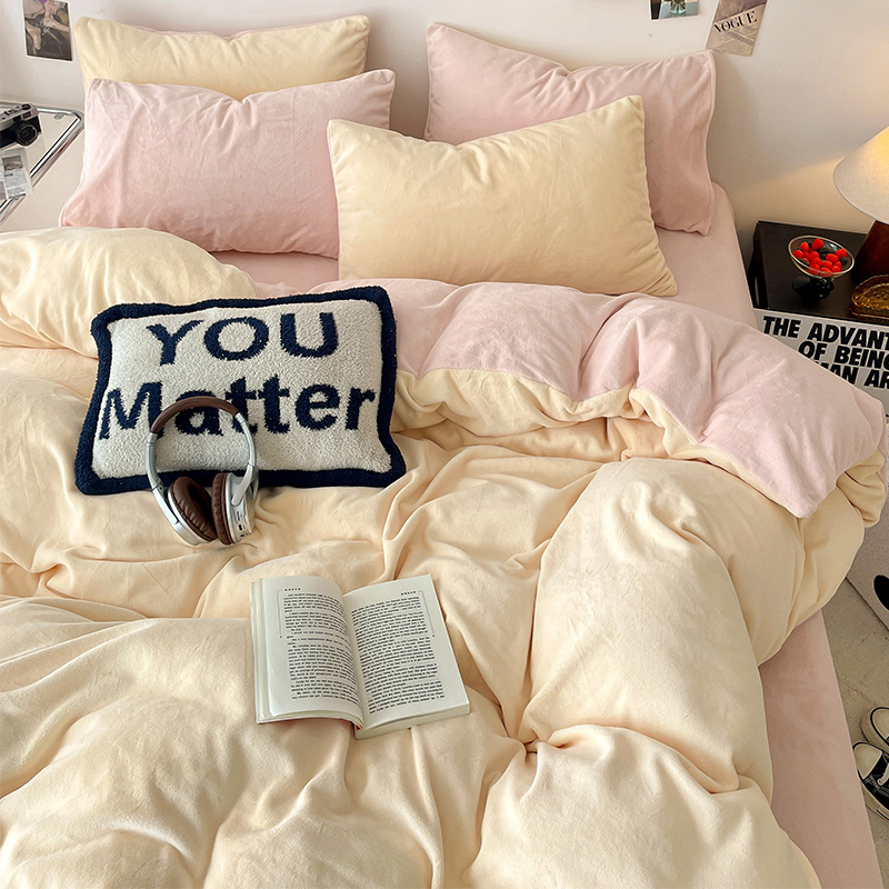 Milk Velvet Bed Four-Piece Winter Thickeneded Flannel Bedding Quilt Pure Color Quilt Cover Fleece-Lined Bed Bed Sheets Three-Piece Set