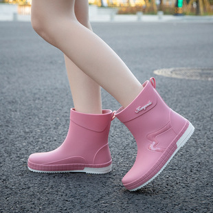 Cross-border Rain Boots Women's Fashionable Mid-tube Water Shoes Outer Wear Rain Boots Waterproof Anti-slip Rubber Shoes Lightweight overshoes Adult Water Boots