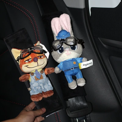 Nick Fox Zootopia: Seat belt shoulder pad