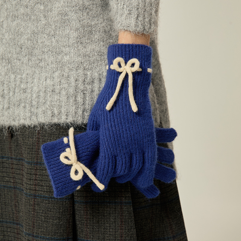 Quality design winter keep warm gloves with bow