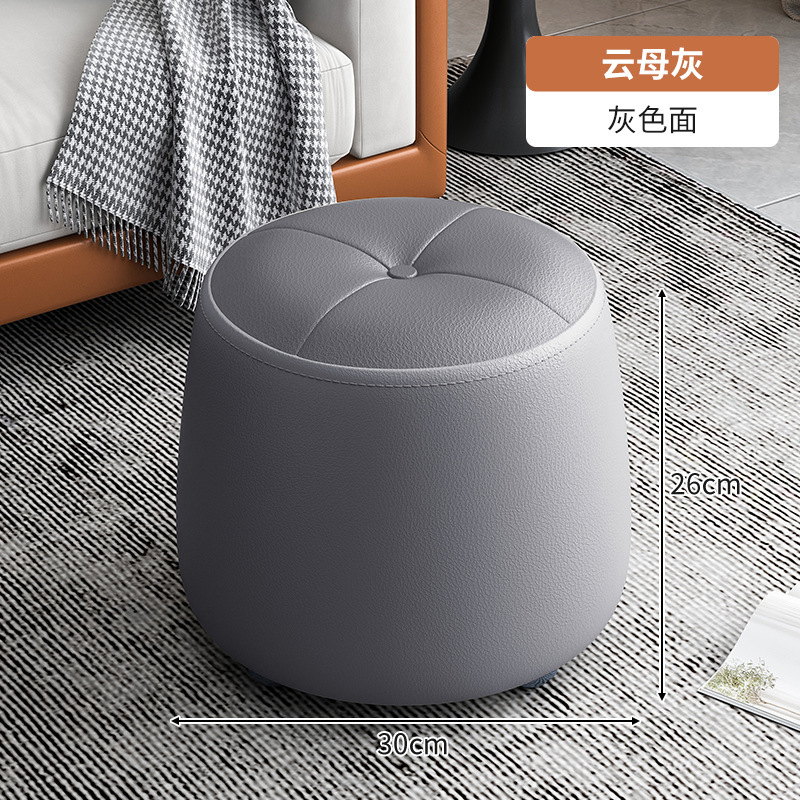 Taburete para cambiar zapatos en la puerta de entrada