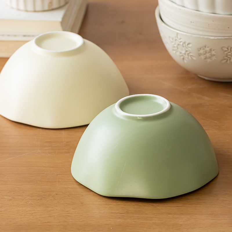 Una colección de tazones de fideos para una persona, tazones de vajilla de cerámica retro, tazones de sopa para el hogar, tazones de ensalada, tazones de verduras, tazones de sopa al por mayor