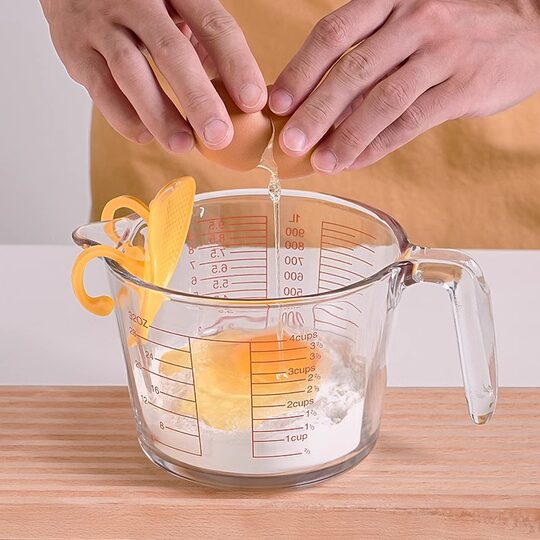 Glass egg liquid filter measuring cup microwave oven hot milk with scale handle egg cup kitchen rice washing