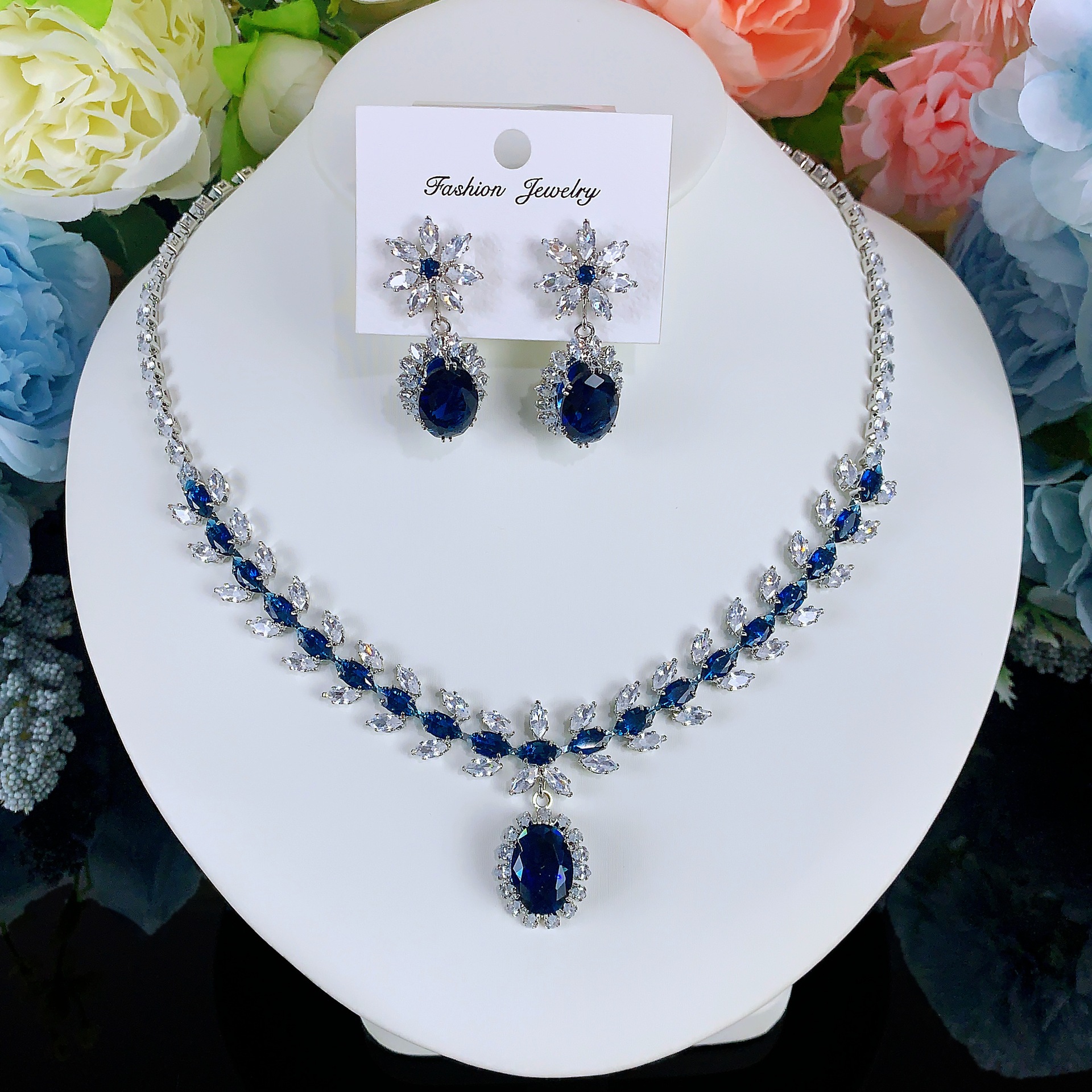 Collar de color de la industria pesada amazona orejas joyas set de moda de lujo vestido de novia cena joyas de zircon mujer image 53