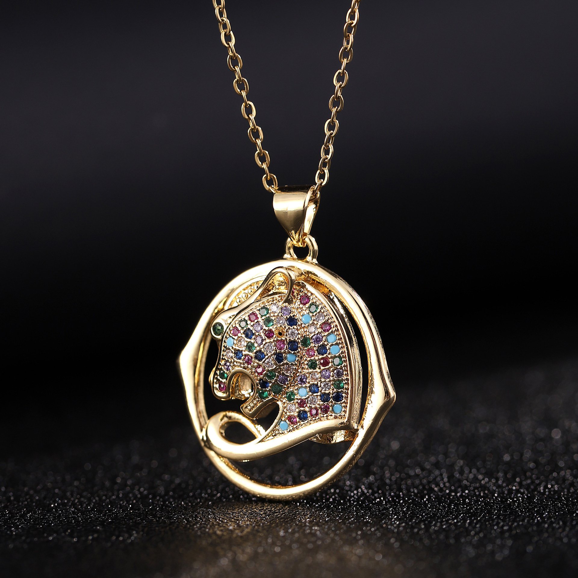 Marca de moda europea y americana personalidad animal hip hop joyería de cobre con incrustaciones de circón chapado en oro cabeza de leopardo guepardo colgante collar suéter cadena