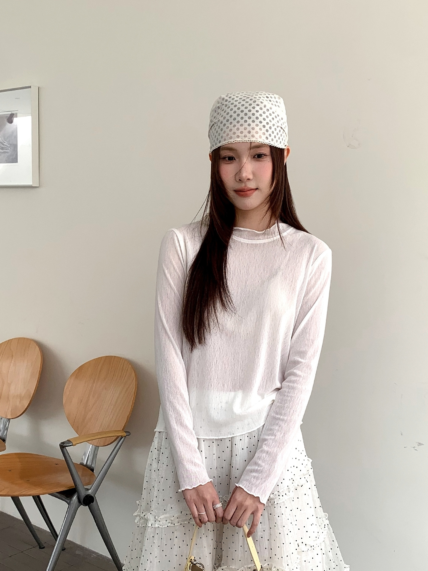 26ye 061m white see-through bottoming shirt