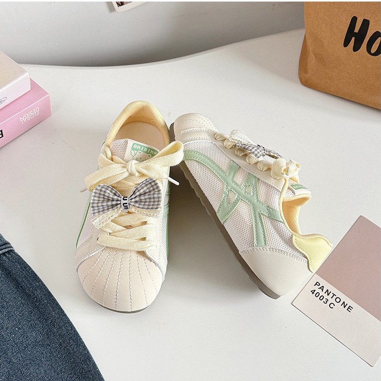 Redonda cabeza casual zapatos blancos para mujeres 2026 verano nuevo ligero red transpirable versátil zapatos de tablero de estudiantes