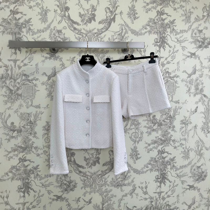 French-Style Socialite 2024 Early Autumn New Short Jacket for Women, Spring and Autumn Season, Elegant and Simple, Petite Size W