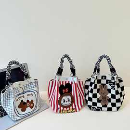 夏季新款ins风花朵针织手提包女时尚出游拍照手拎包水桶包大容量