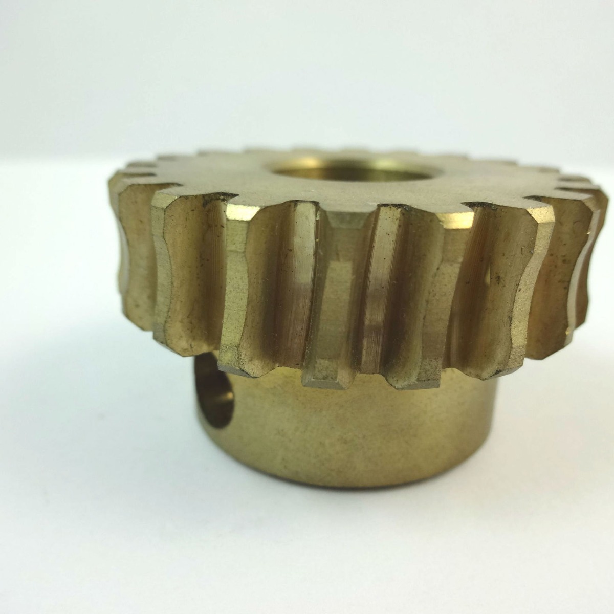 供应铜齿轮，斜齿轮生产厂家，精密传动齿轮