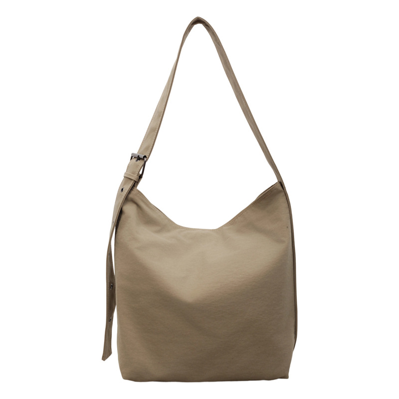 Japón y Corea del Sur de gran capacidad Nylon Butt bolso de verano mujer bolsa de compras casual ventosa brazaletes de hombro