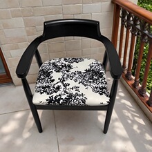 ���ֵ�OӋ�����κڰ�ɫ�{��ˇ���Εr�Џ͹�ܛ�����y�����ΏV�u��