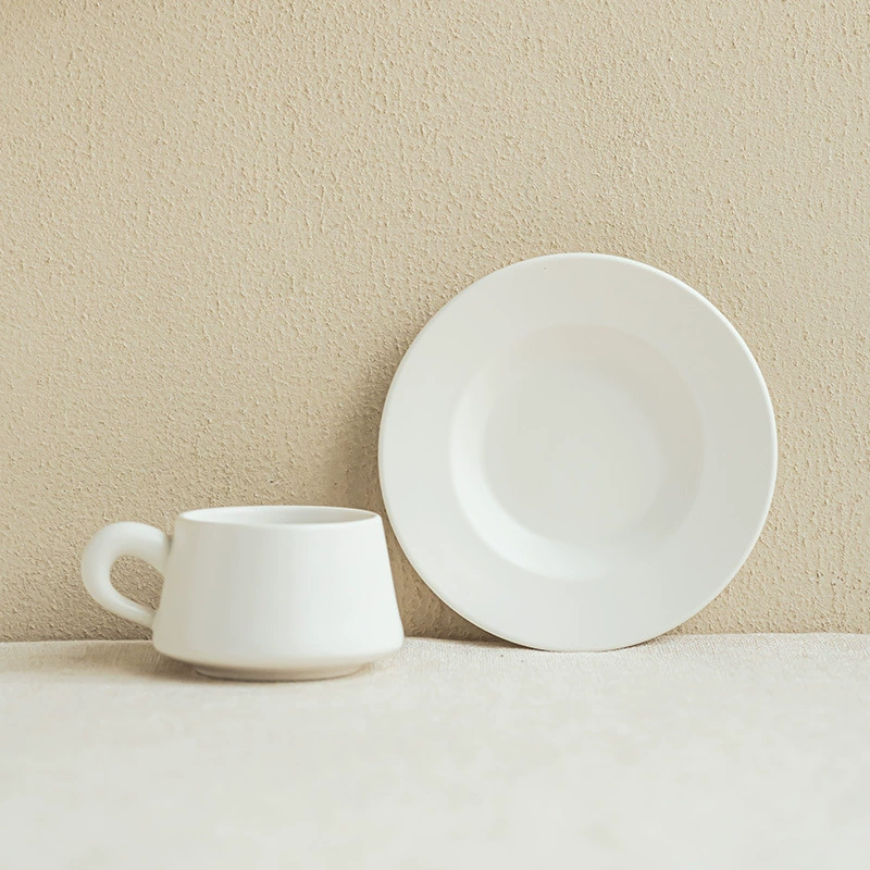 Ceramic coffee set, afternoon tea, capacious tea cup, simple and elegant design, high-quality style