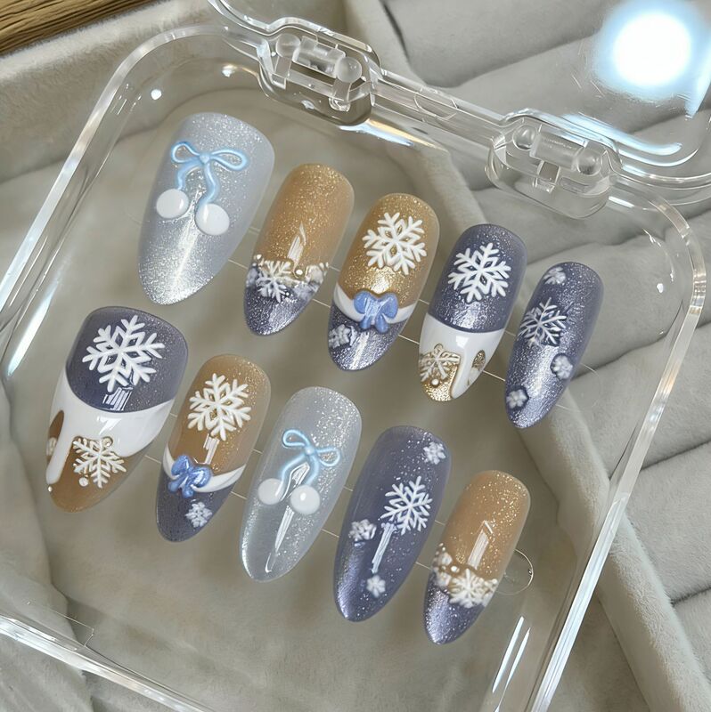 Winter Nail Art New Style Frozen Cat-Eye Press-On Nails Holiday Atmosphere Fake Nails Finished Nail Pieces Wholesale