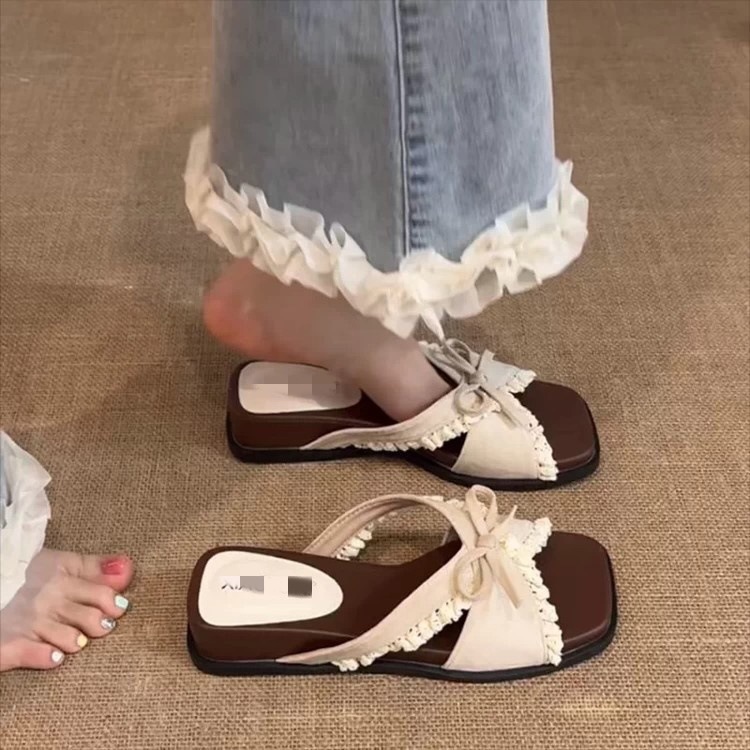 Dulce encaje arco de cabeza cuadrada zapatillas de fondo plano para mujeres 06 verano nuevo estilo de playa zapatillas de dedos image 7