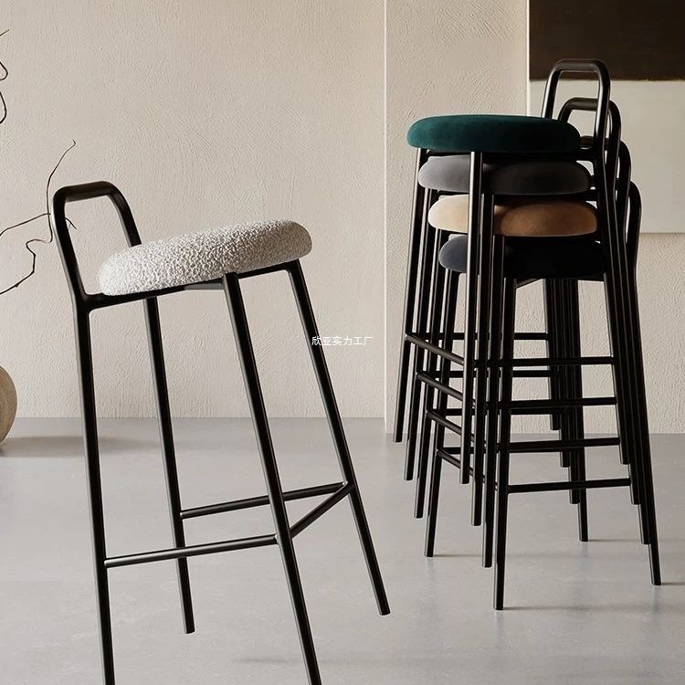 Trendy Luxury Bar Stool with Backrest for Home Use, Iron Art Bar Stool, Modern Minimalist High Stool, Wholesale from Bar Factory
