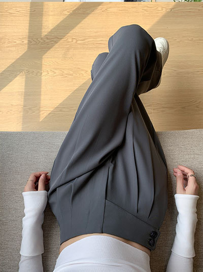 黒のスーツパンツ レディース 春秋 2025年新作 ストレート カジュアル 着痩せ効果 多用途 ドレープ感 スラックス ゆったり ワイドパンツ|undefined