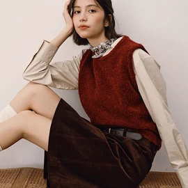 女式衬衫;女式针织衫;休闲裤