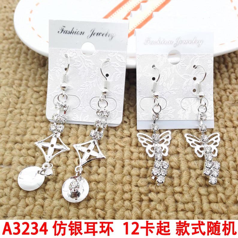 49 anillo pendientes de las mujeres simples pequeños pendientes joyería al por mayor de la joyería Yiwu 2 yuanes