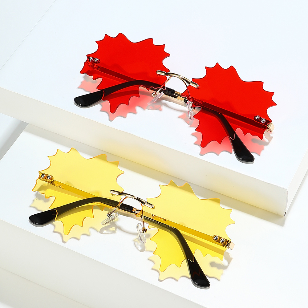 New Cross-Border Frameless: European And American Style, Unique Design, Quirky Hip-Hop Plant Maple Leaf Niche_voghion.com