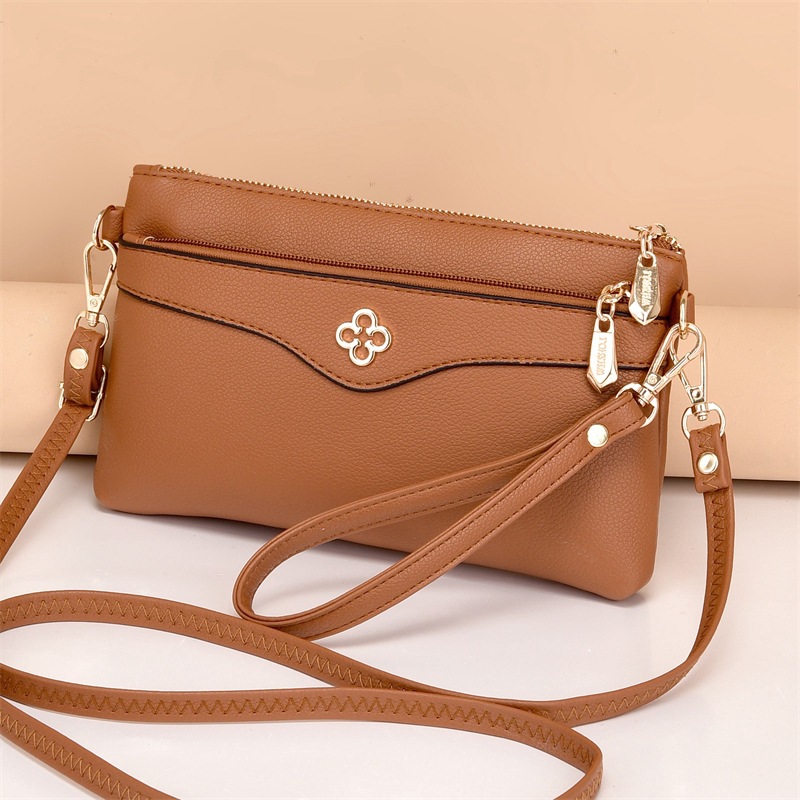 2025包包女新款韩版时尚仿皮包单肩斜跨小手拿包网红款质感女妈妈