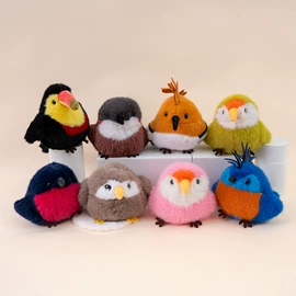 毛绒玩具;靠垫/抱枕;坐垫椅垫