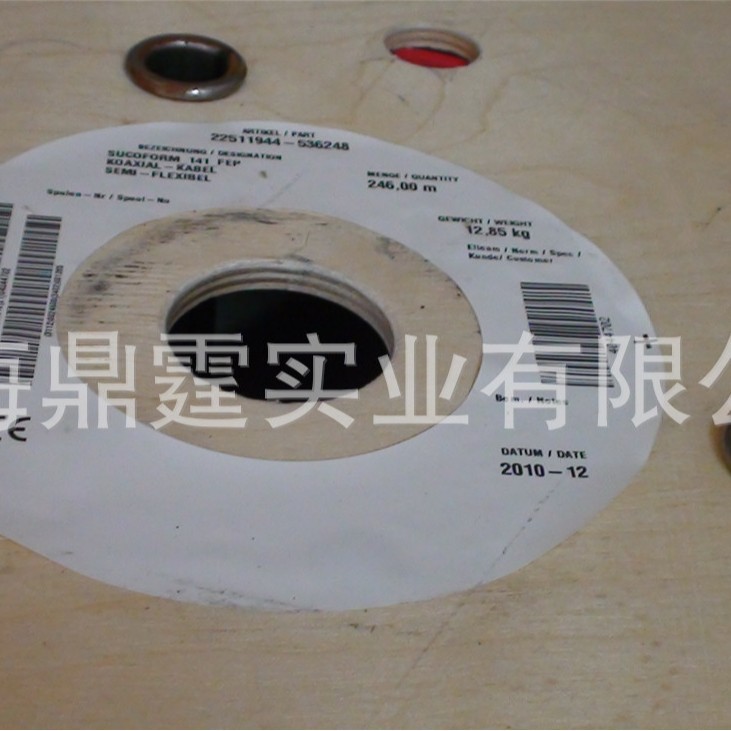 HUBER+SUHNER   SUCOFORM_250-01-FEP  �Ѷ���Ե���