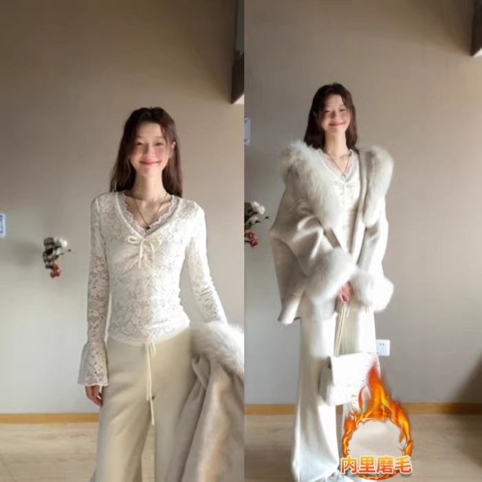 White Lace Base Shirt for Women, Fleece-Lined, Autumn and Winter Wear, Pure Desire Style, Fur Inner Layer, Slim Fit V-Neck, Stunning Thickened Top