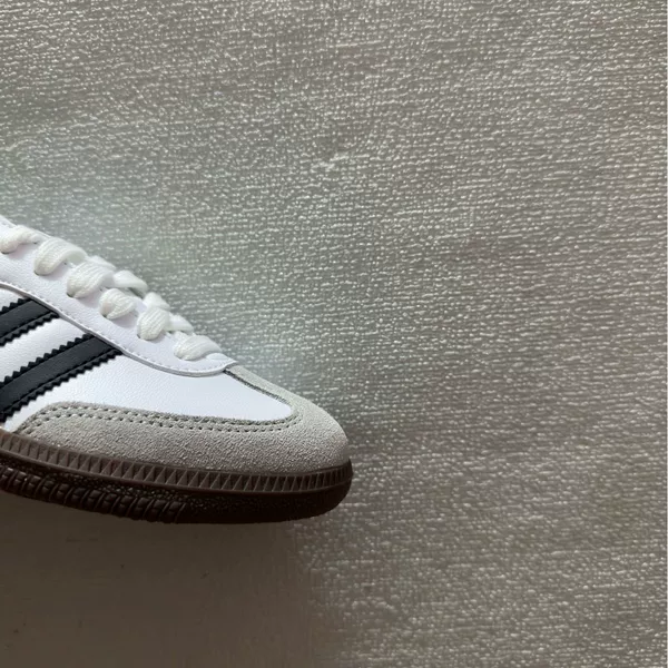 Erbear Shoes Samba White and Black Black and White Campus Couple Student Versatile Casual Sports Skateboard Shoes Daily Shoes