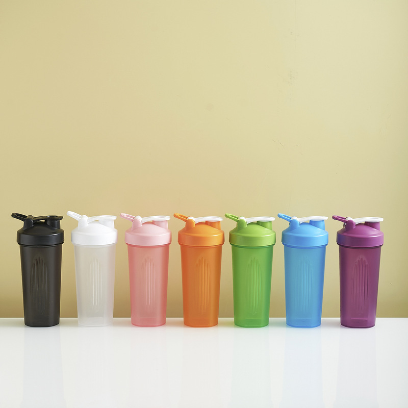 New sports milkshake cup creative fashion protein powder mixing cup outdoor portable fitness shake can make LOGO