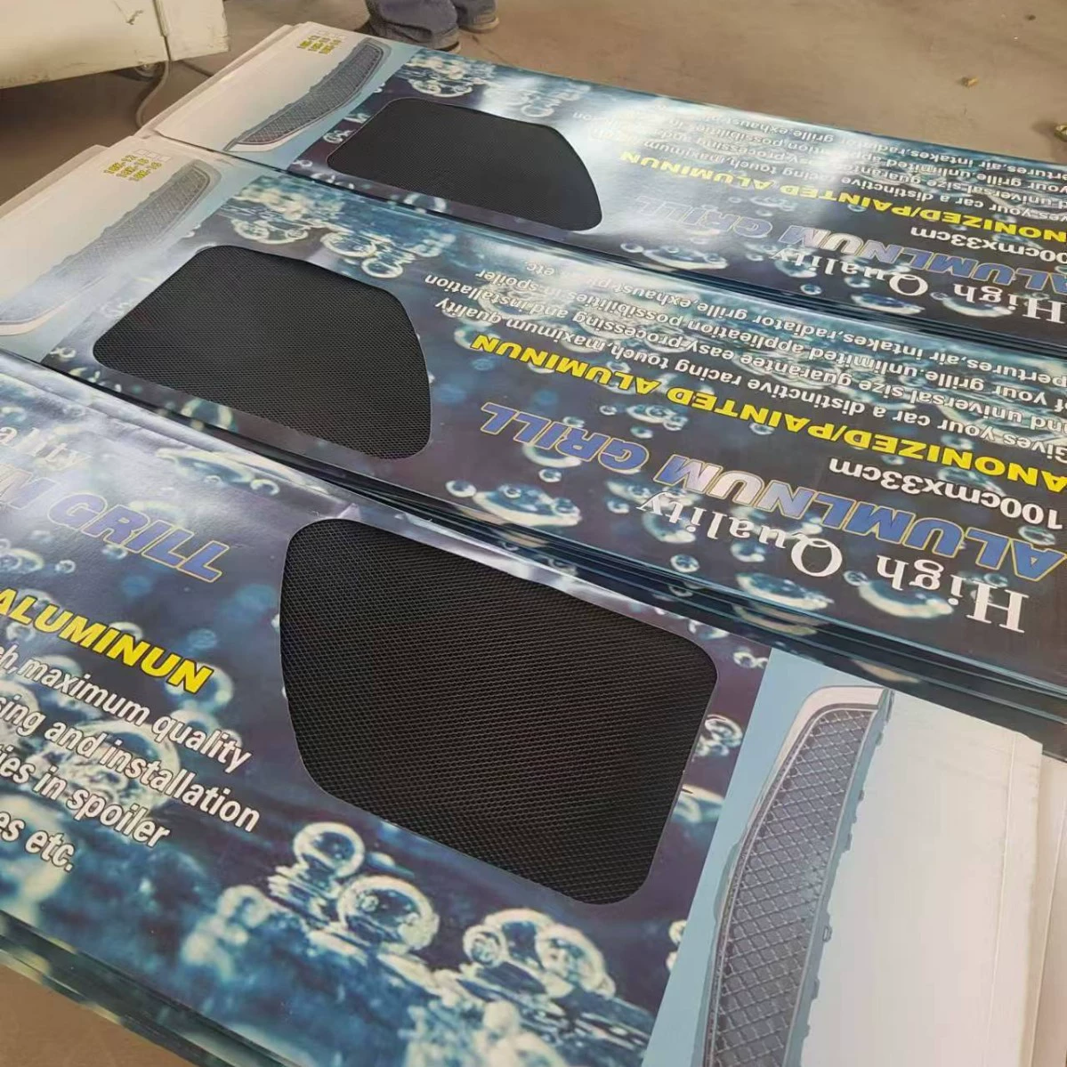 Универсальная вентиляционная решетка с мелкими отверстиями, большая упаковка, передняя решетка для автомобиля, черная окантовка воздуховода, ромбовидные отверстия, алюминий.