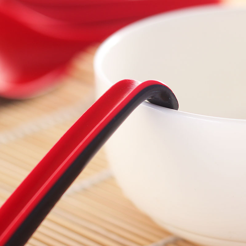 ホテルのメラミンカラースプーン赤黒フックスプーンの長い柄のスプーンは磁器のプラスチックのラーメンのスプーンの家庭用ホテルのスープに似せます。|undefined