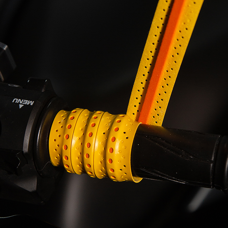 Motuoche – Motorcycle Handle Cover Breathable Bicycle Electric Vehicle - two-color-style-yellow-one-pair