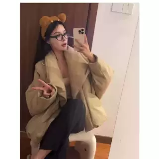 短款棉服女冬季新款2025年新款洋气高级感小众设计感小个子外套