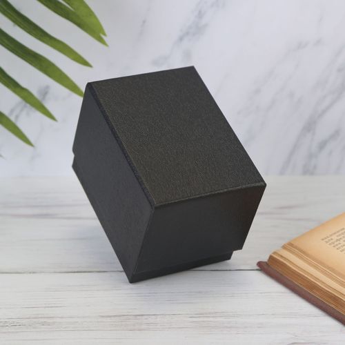 Unique Fashion Black and Gold Small Gold Women's Watch Live Streaming Wholesale with Rectangular Box