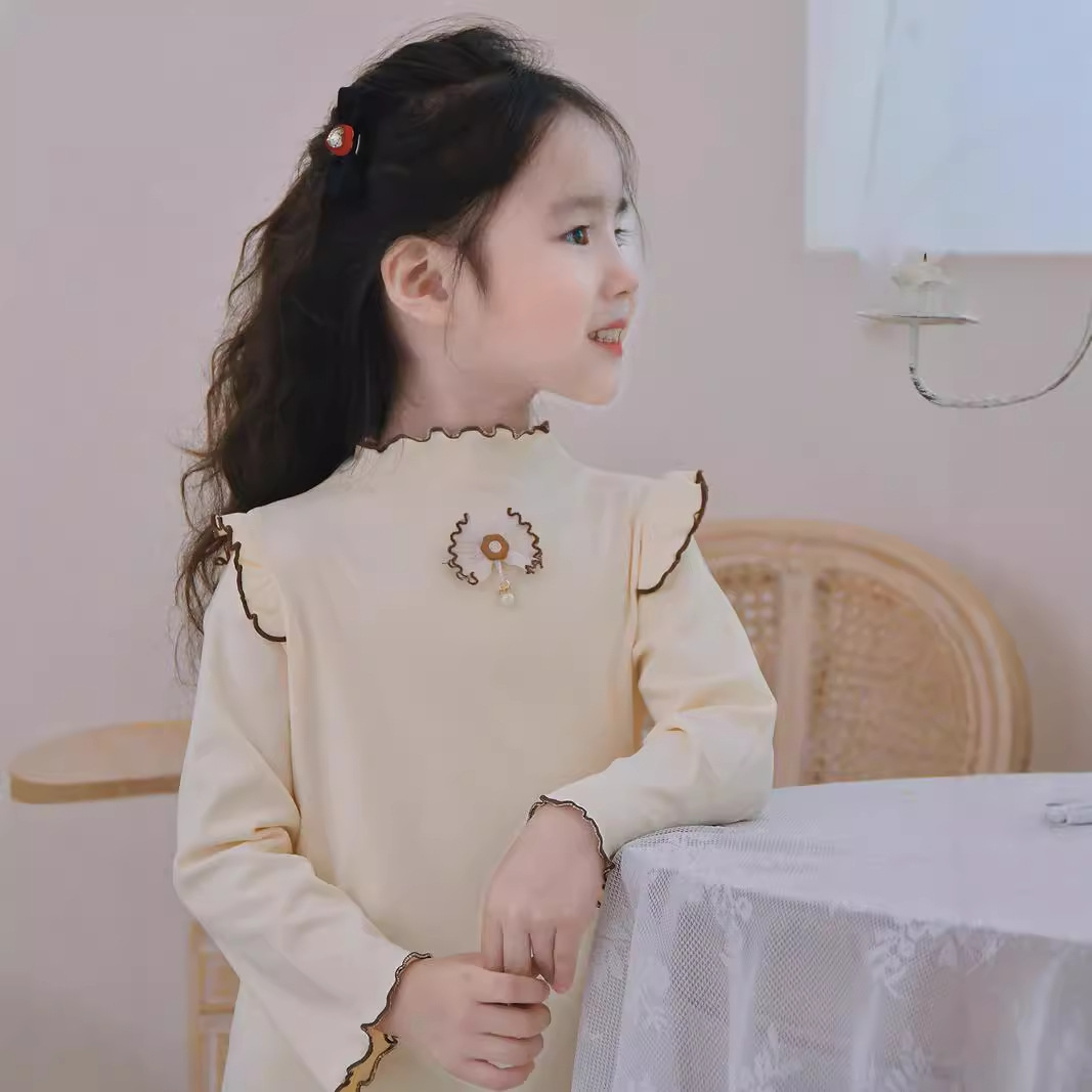 Coreana de primavera y otoño de los niños camisetas de base de encaje de brotes de miel espeso camisetas de manga larga de chicas fabricantes de calcomanías