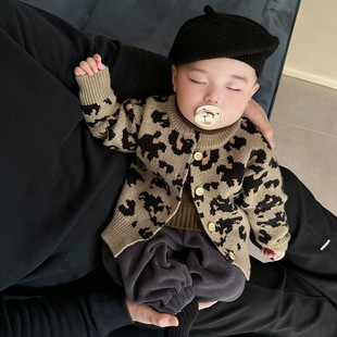 Baby's Autumn and Winter Knitted Cardigan 2024 New Boys' Leopard Sweater Western Style Baby's Winter Warm All-match Jacket
