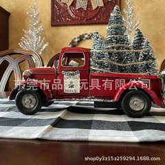 国境を越えた独立駅red farmtruck樹脂置物工芸品自動車クリスマスツリー農舎赤いトラック