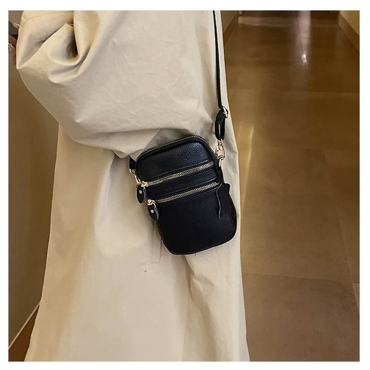 Women's Solid Color Genuine Leather Zipper Phone Wallets display picture 7