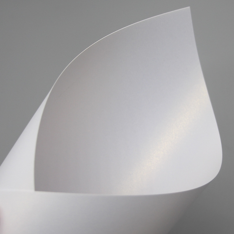 A4 totalmente abierto papel perla papel especial papel de metal 250g papel flash grueso cartón de color de doble cara cartón duro hielo blanco