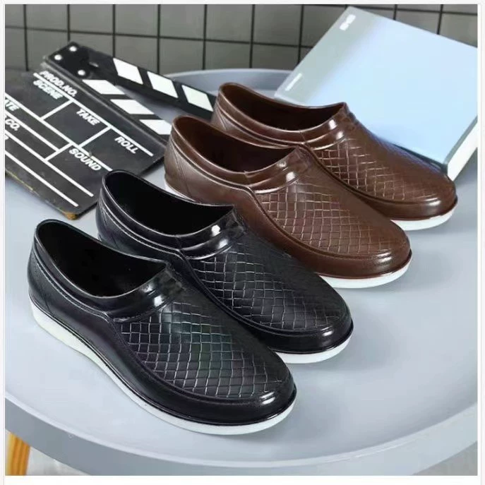 Новая мода и удобная мягкая нескользящая, воздухостойкая и износостойкая повседневная тапочки вне мужской осенней обуви дождевая обувь 9911