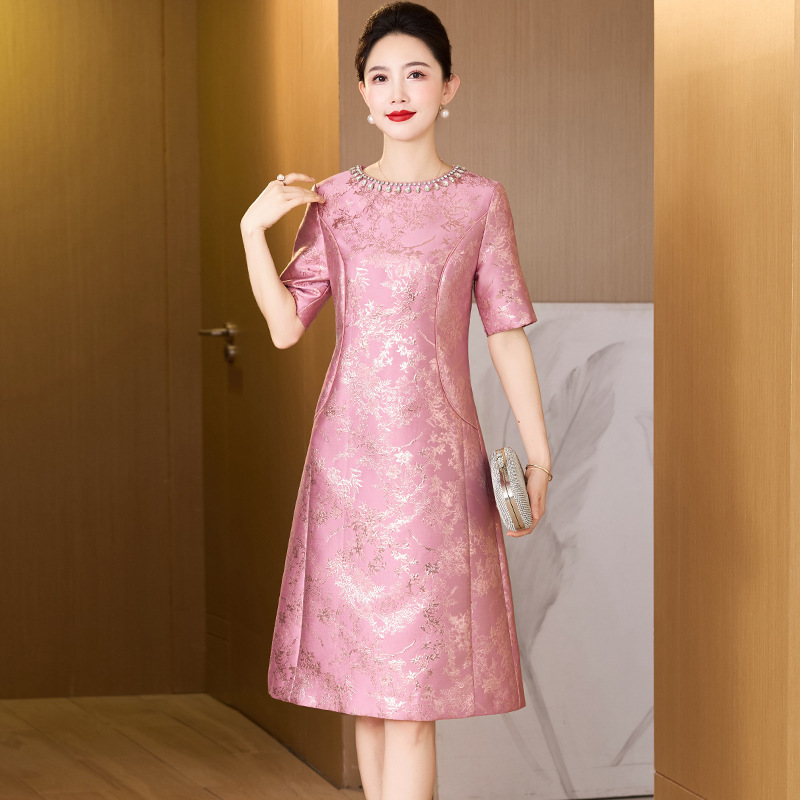 Pink Gold Shine 2026 Summer Mom's Wedding Dress Round Neck Beaded Mid-Sleeve Slimming Mid-Length Dress