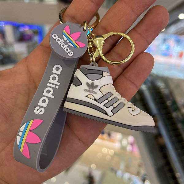 Keychain Pendant Car Key Chain Accessories Clover Men's and Women's Shoe Bag Charms Travel Souvenir