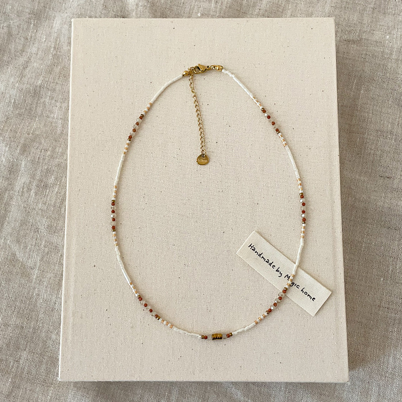 Bohemian Ethnic Style Vintage Natural Stone Beaded Necklace Women's Niche Exquisite Fashion All-match Necklace Chain